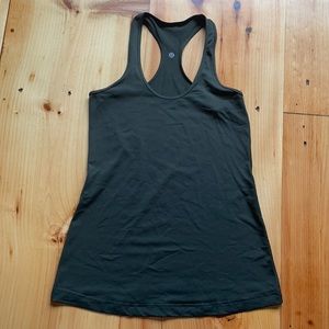 LULULEMON GREEN TANK TOP SIZE 8